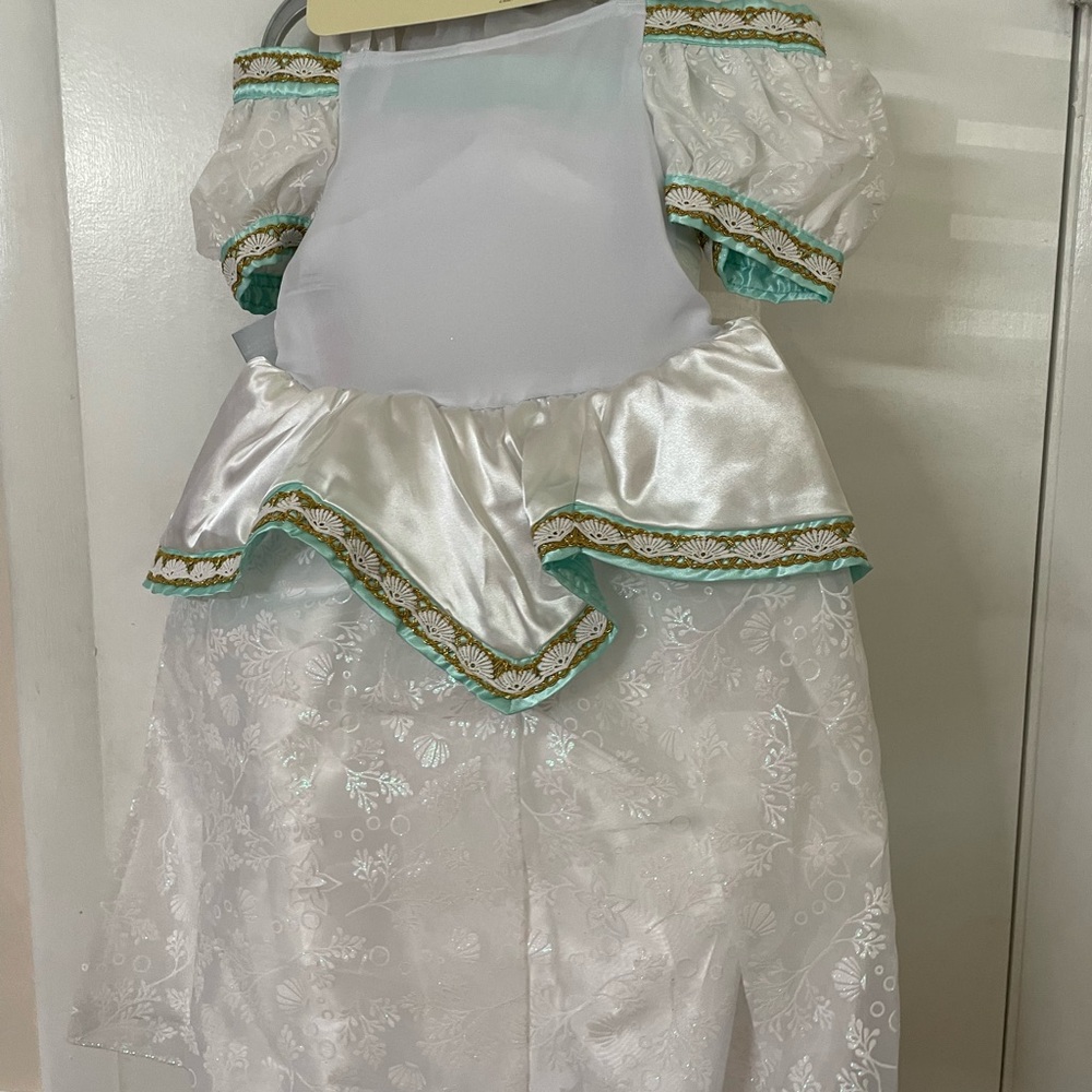 Disney Princess Ariel White and Green Dress with Floral Bouquet - Picture 7 of 7